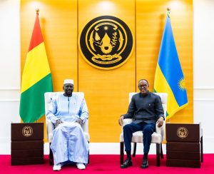 Perezida Kagame yaganiriye na Perezida Doumbouya wa Guinea na Visi Perezida wa Botswana