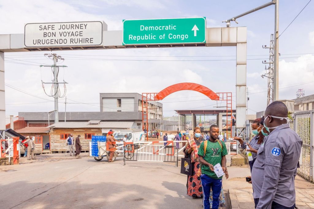 Imipaka ihuza u Rwanda na RDC yongeye gufungurwa, abambuka basabwa kwigengesera 