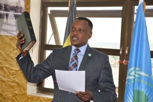 Brig. Gen. Ronald Rwivanga yarahiriye inshingano nshya zo kuyobora EASF