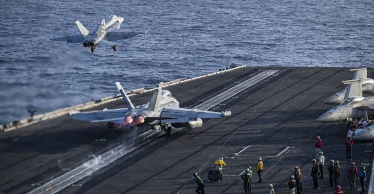 Amerika yasubukuye intambara muri Iran