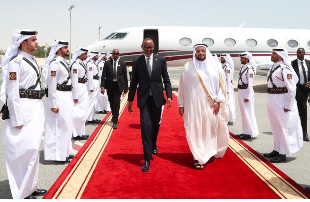 Perezida Kagame ari mu ruzinduko rw’akazi muri Qatar