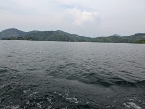 Karongi: Umwarimu wigishaga ikoranabuhanga yarohamye mu Kivu arapfa  
