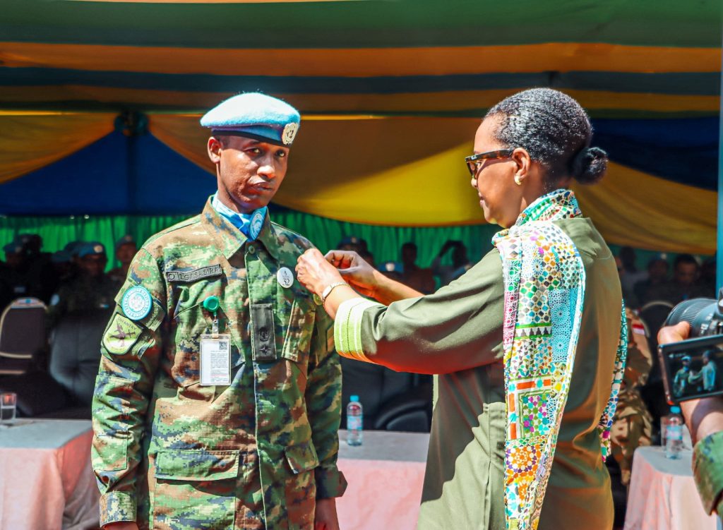 Santarafurika: Abasirikare b’u Rwanda bari mu butumwa bwa Loni bahawe imidali y’ishimwe