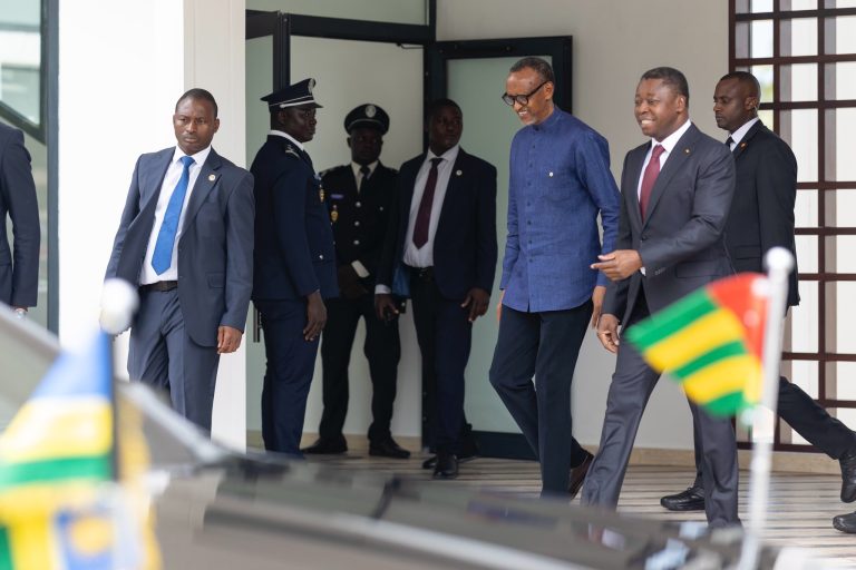 Perezida Kagame yitabiriye Inama&nbsp; Nyafurika yiga ku bwikorezi bwo mu Kirere&nbsp;