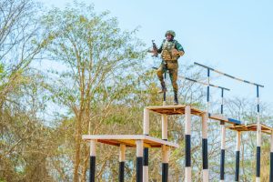 Abasirikare ba RDF barwanira ku butaka basoje amahugurwa y’amezi 4