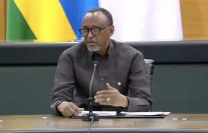 Perezida Kagame yavuze impamvu abagize Guverinoma bahinduka vuba