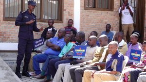 Ruhango: Polisi yasabye abakora mu mabagiro kwirinda ubujura bw’amatungo