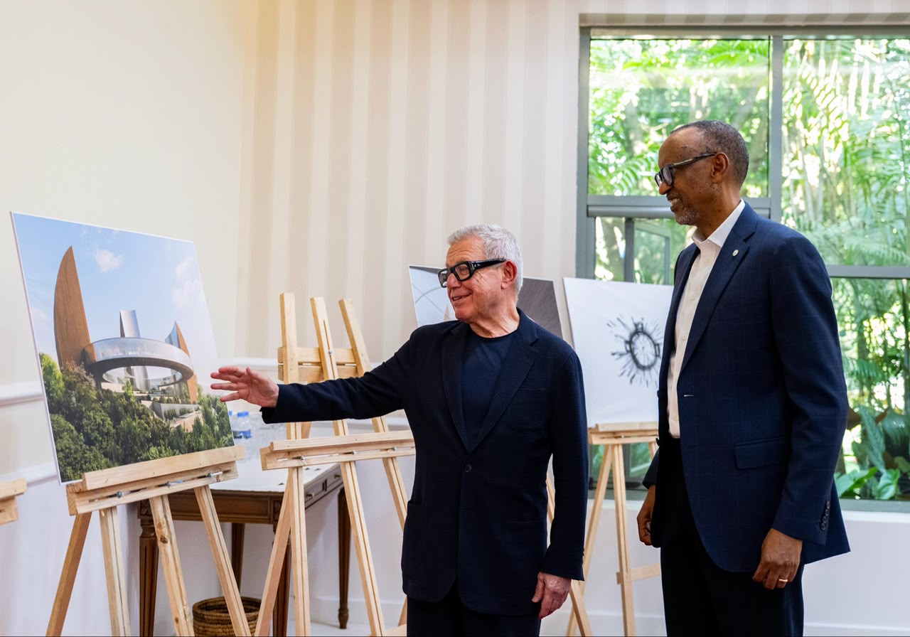 Perezida Kagame na Libeskind baganiriye ku kimenyetso cy’Urwibutso kizajya ku Rwibutso rwa Jenoside rwa Kigali