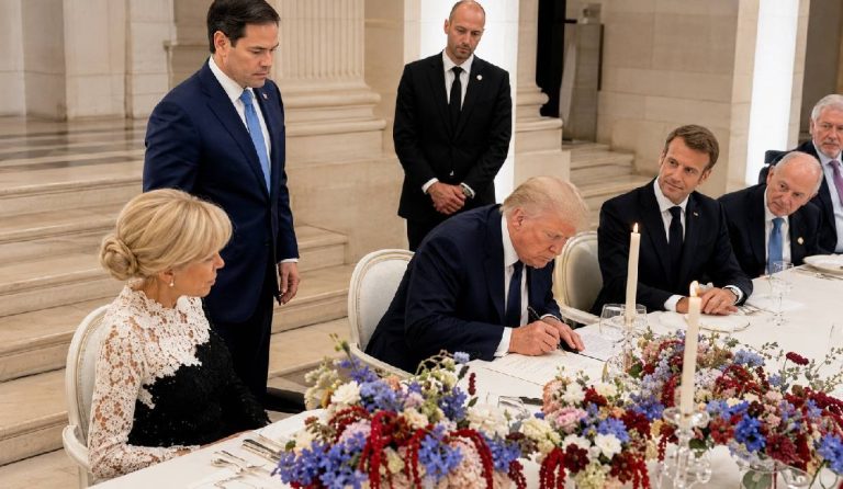 USA na Iran basinyanye amasezerano yo guhagarika intambara