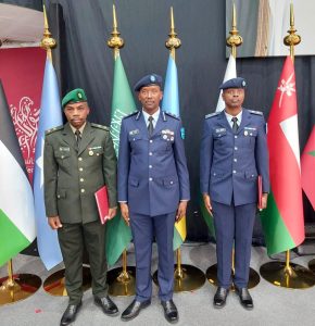 Abasikare 2 b’u Rwanda basoje amasomo y’amezi 10 muri Qatar