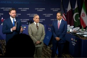 Abayobozi ba Amerika na Iran bageze mu Busuwisi mu biganiro by’amahoro