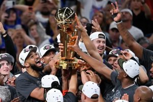 New York Knicks yegukanye Igikombe cya NBA nyuma y’imyaka 53