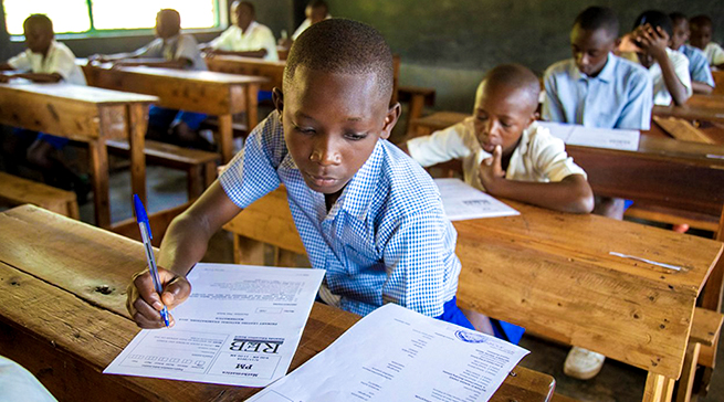 Mu Rwanda 44% b’uwa 3 w’abanza ni bo babasha gusobanukirwa ibyo basomye mu Kinyarwanda
