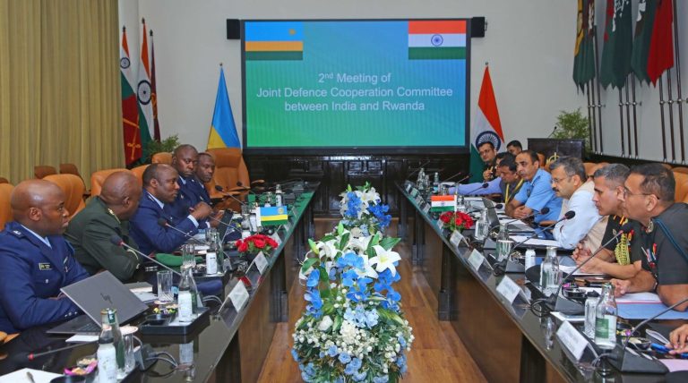 U Rwanda n’u Buhinde byiyemeje guteza imbere ubufatanye mu bya gisirikare