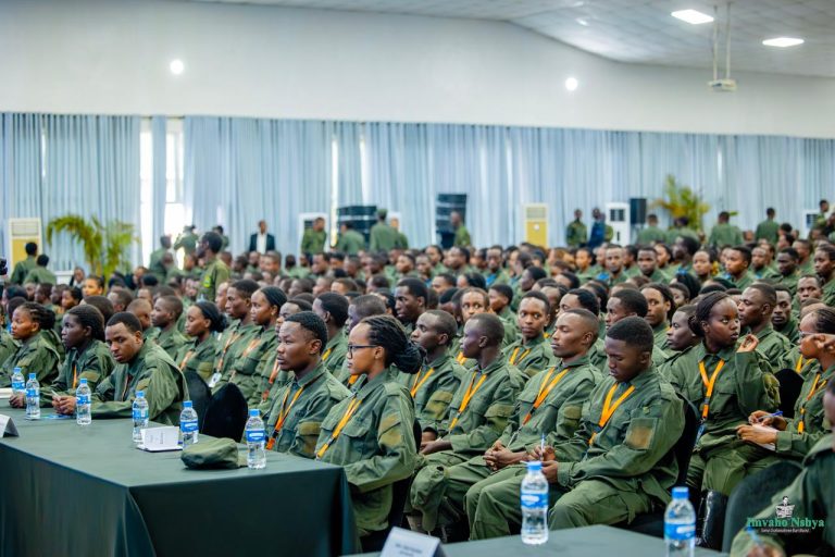 Perezida Kagame yaganiriye n’urubyiruko rwitabiriye Itorero Indangamirwa icyiciro cya 16