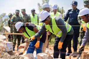 Kwibohora32: RDF na Polisi bubakiye abaturage ibikorwa bya miliyari 2,7 Frw 