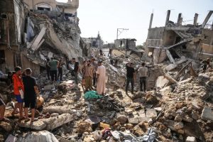 Isiraheli yishe abantu 8 muri Gaza nyuma yuko Hamas yemeye gushyira hasi intwaro