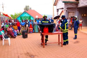 Huye: Polisi yabwiye abaturage ko kumenya kuzimya inkongi ari inshingano ya buri wese