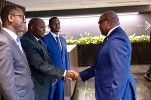 Mudufashe cyane turwanye ‘ibyuma’ – Minisitiri w’Intebe abwira abanyamadini n’amatorero