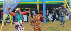 Gicumbi: Ikoranabuhanga ryabaruhuye gutwara amafaranga mu ntoki