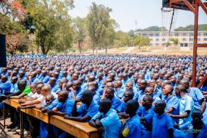 Iwawa: Abanyeshuri 2 001 bahindutse basubijwe mu buzima busanzwe