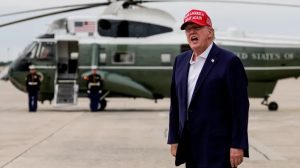 Trump yasabye Iran kumanika amaboko nyuma yo gutera ubwoba Oman