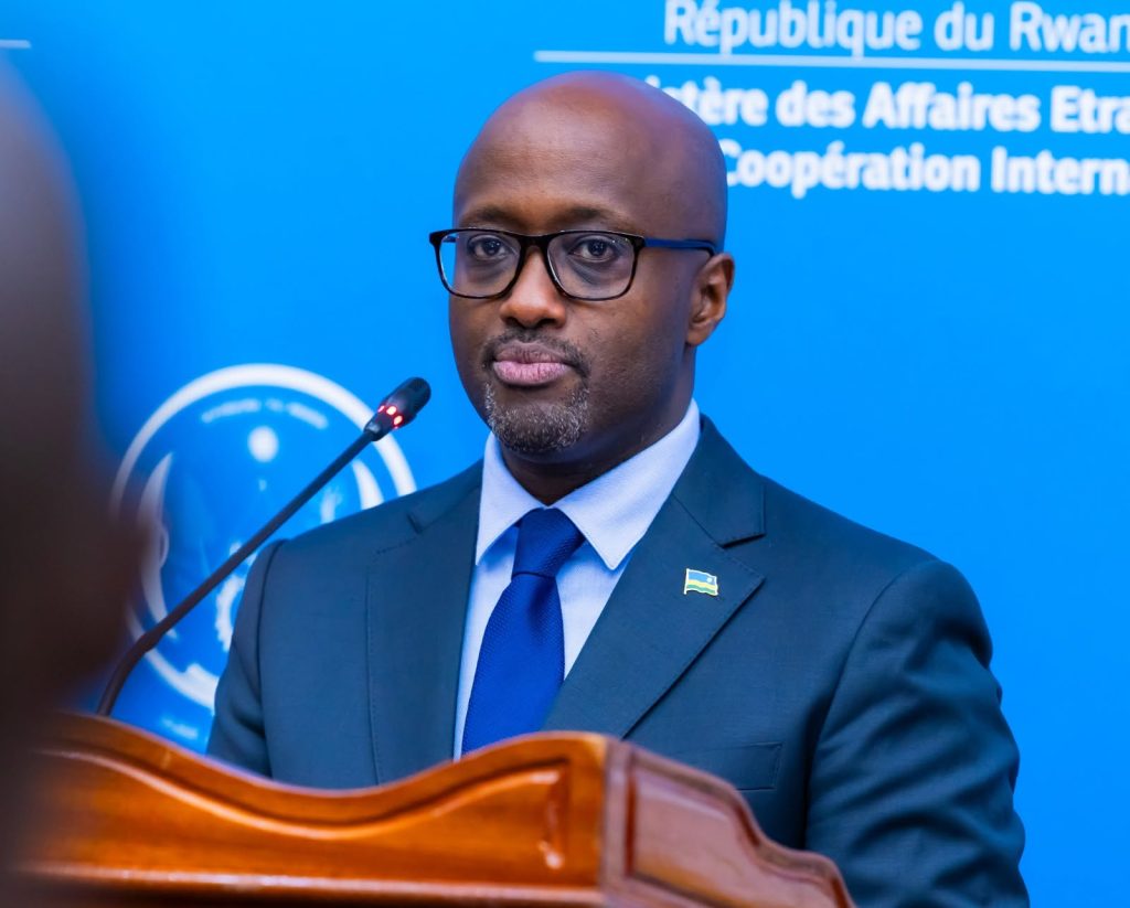 Impungenge z’u Rwanda kuri Sylvain Ekenge wongeye kugirwa Umuvugizi wa FARDC&nbsp;