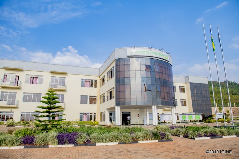 Gatsibo: 14 bajyanwe mu bitaro nyuma yo kunywa ubushera bukabagwa nabi