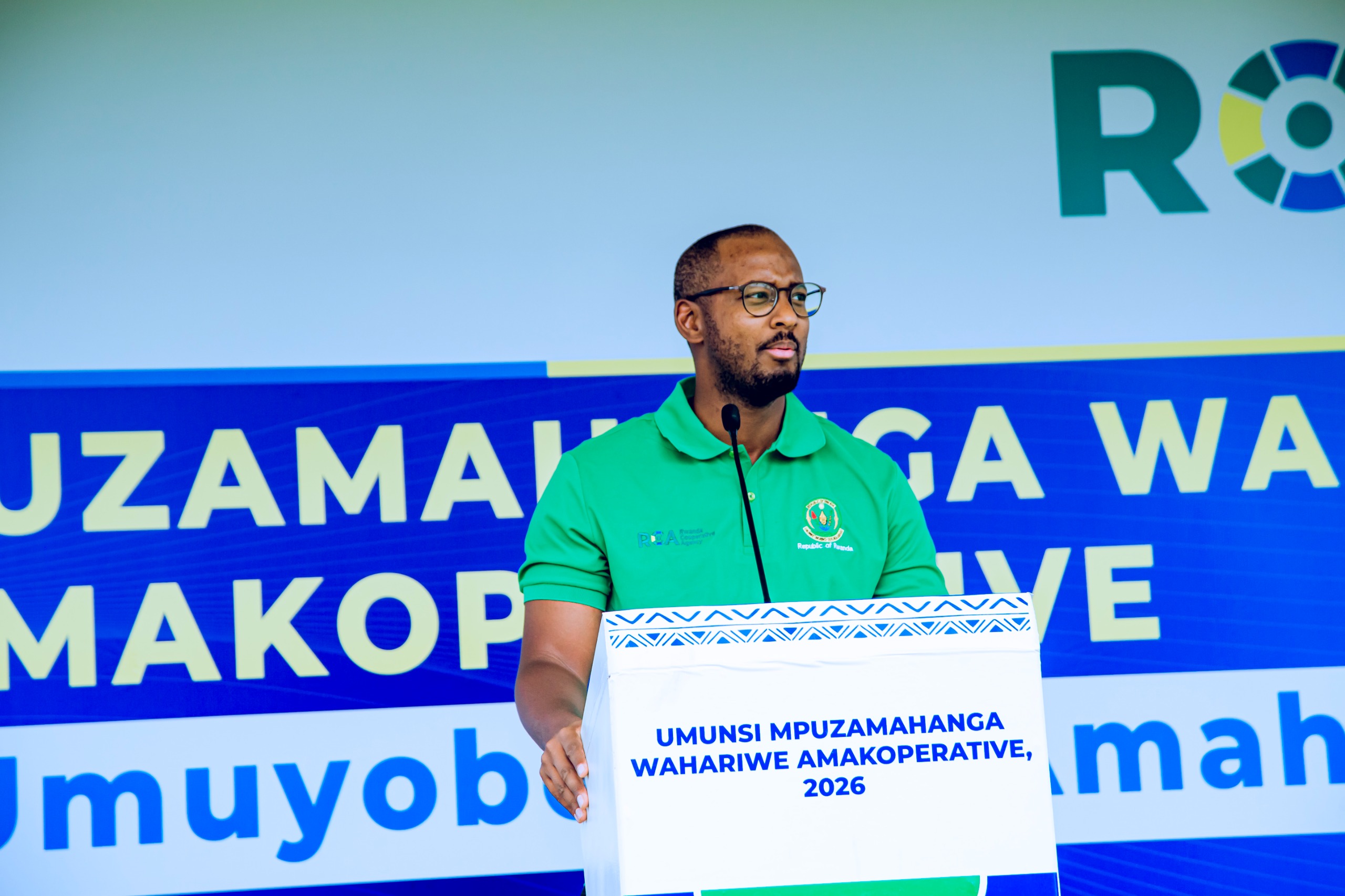 MINICOM yasabye Abanyarwanda kwimakaza umuco wo gukorera hamwe