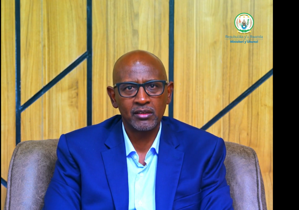 Minisitiri Nsengimana yageneye abanyeshuri, abarezi n’ababyeyi ubutumwa