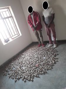 Kigali: Abantu batanu batawe muri yombi bakekwaho gucuruza urumogi