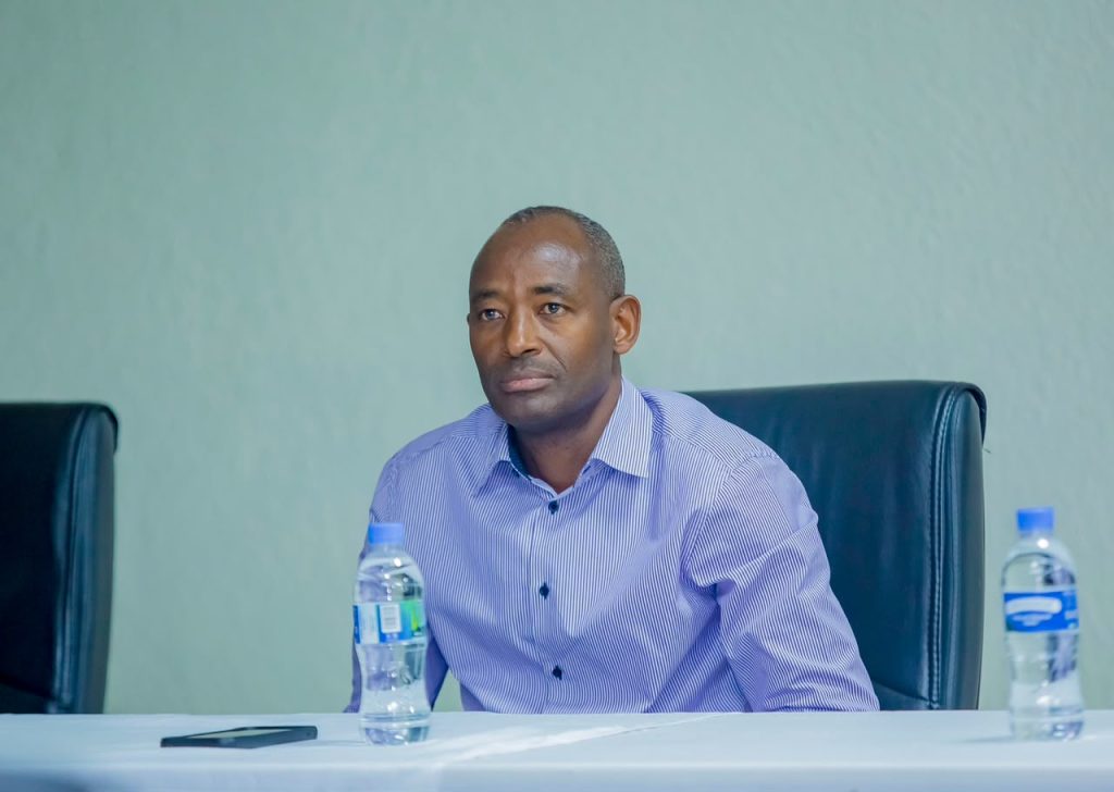 Gen. Muganga yasabye abakinnyi ba APR FC gukura intsinzi muri RDC 