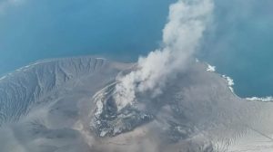 Indonesia: Iruka ry’ikirunga ryahagaritse ingendo z’indege