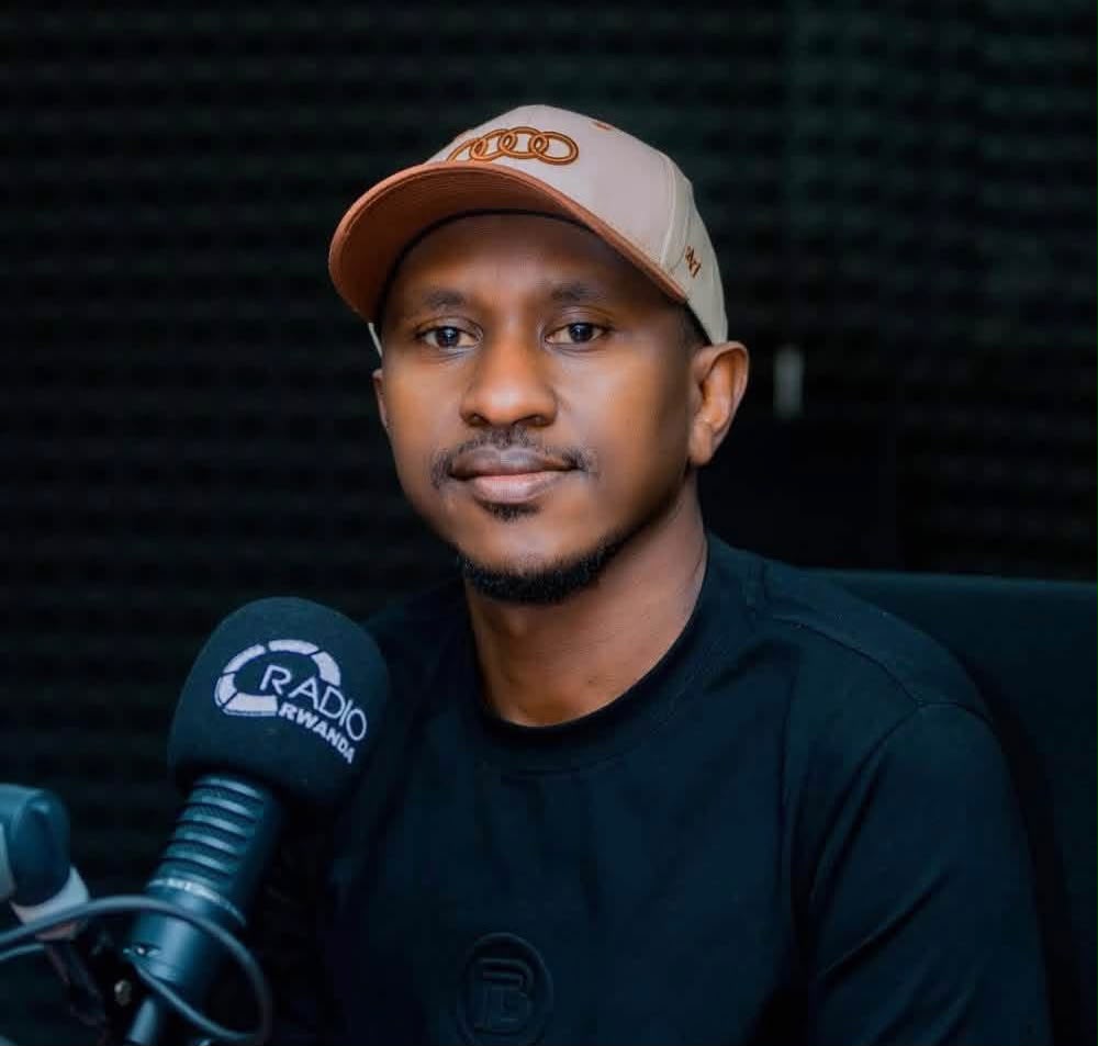 Umunyamakuru Ruvuyanga yasezeye kuri RBA