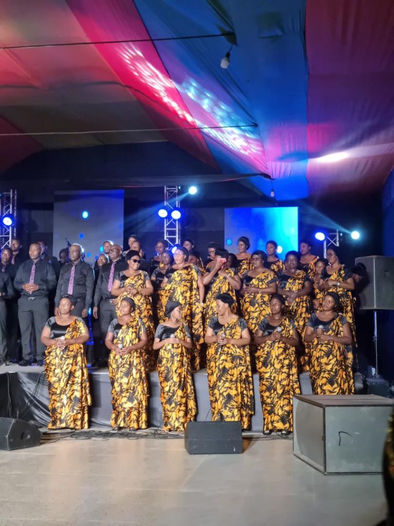 Korali Hermon yasubiyemo indirimbo ‘Amatunda’ imaze imyaka 20
