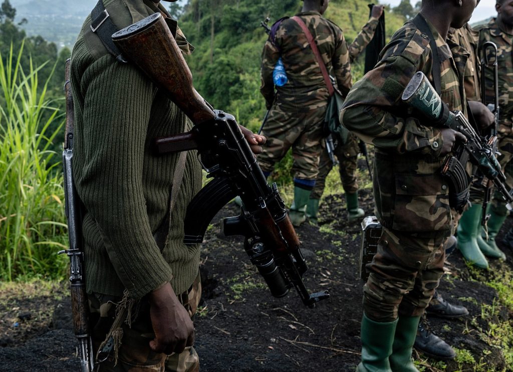 Ubucukuzi, ubuhinzi bw’urumogi, gusoresha mu bifasha FDLR kuramba mu iterabwoba