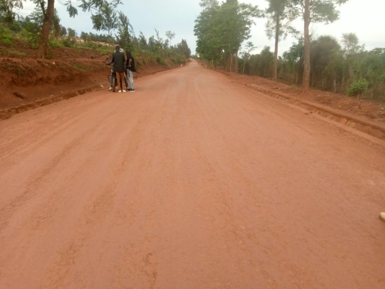 Kayonza: Abakoresha umuhanda FWAFE-Videwo-UR Rukara ntibakigenda mu binogo&nbsp;