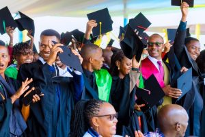 Abarangije muri UR amasomo yo kwigisha bijeje guteza imbere ireme ry’uburezi