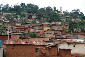 Mu Rwanda imiryango miliyoni 1 irategurirwa kwimurwa ahatemewe