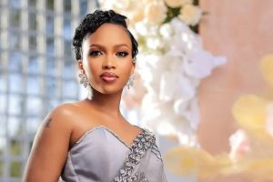 Sheila Gashumba yateye utwatsi ibyo gukubita umubyinnyi bapfa umukunzi