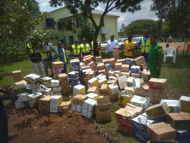 Kigali: Polisi yavumbuye utubari n’ububiko byacuruzwagamo inzoga z’ibyuma