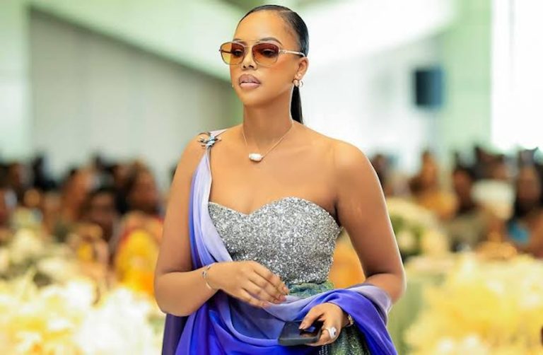 Miss Mutesi Jolly yikomye abanenga u Rwanda baramunzwe n’ishyari