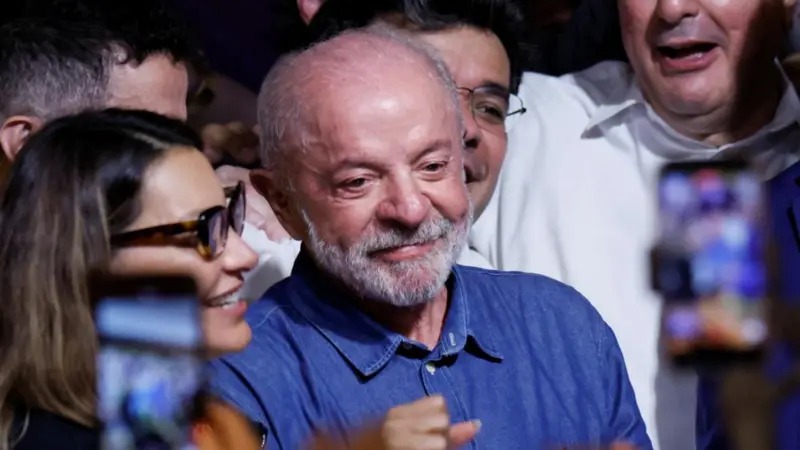 Perezida Lula yatsinze amatora, yegukana manda ya kane muri Brazil