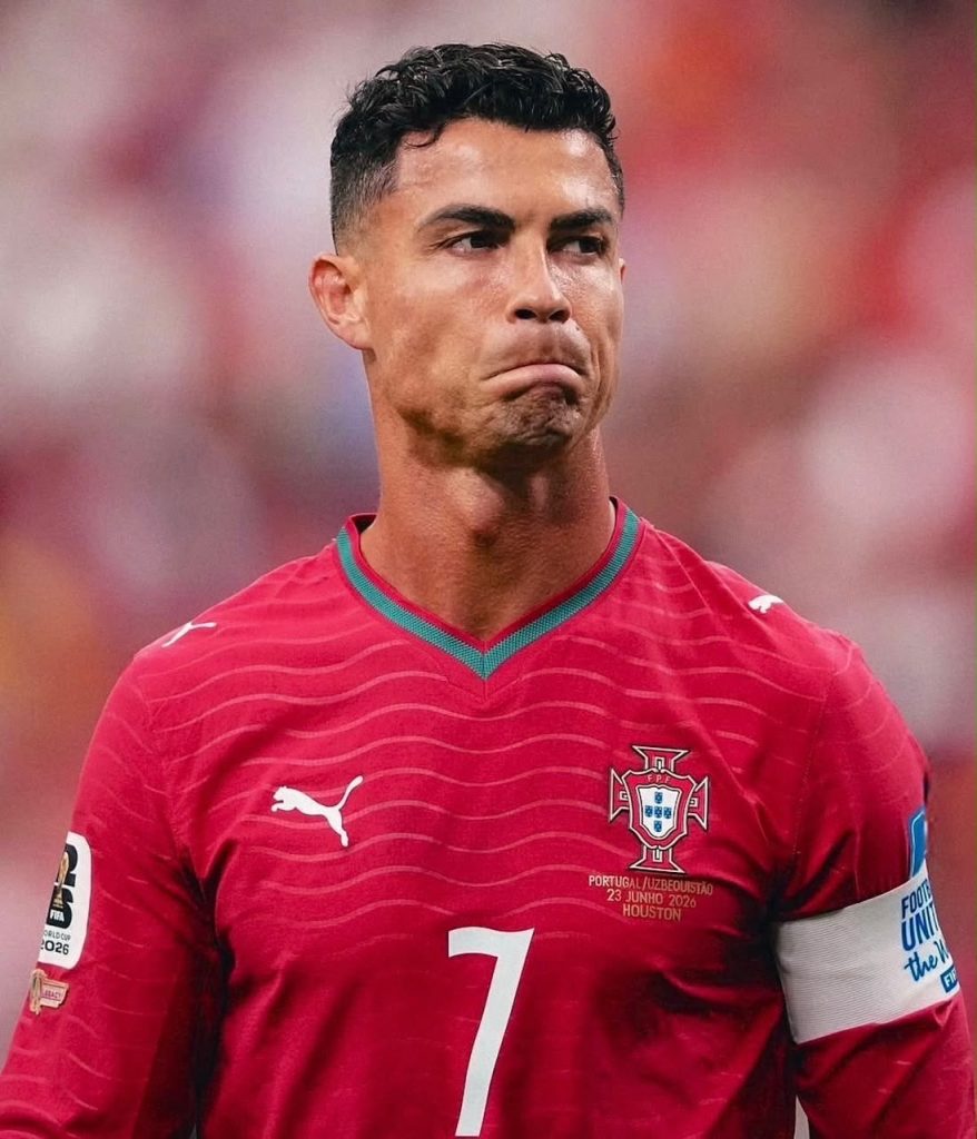 Cristiano Ronaldo yahagaritswe mu ikipe y’Igihugu ya Portugal