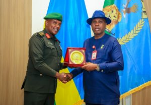 Abasirikare bo muri Nigeria baje kwigira ku Ngabo z’u Rwanda