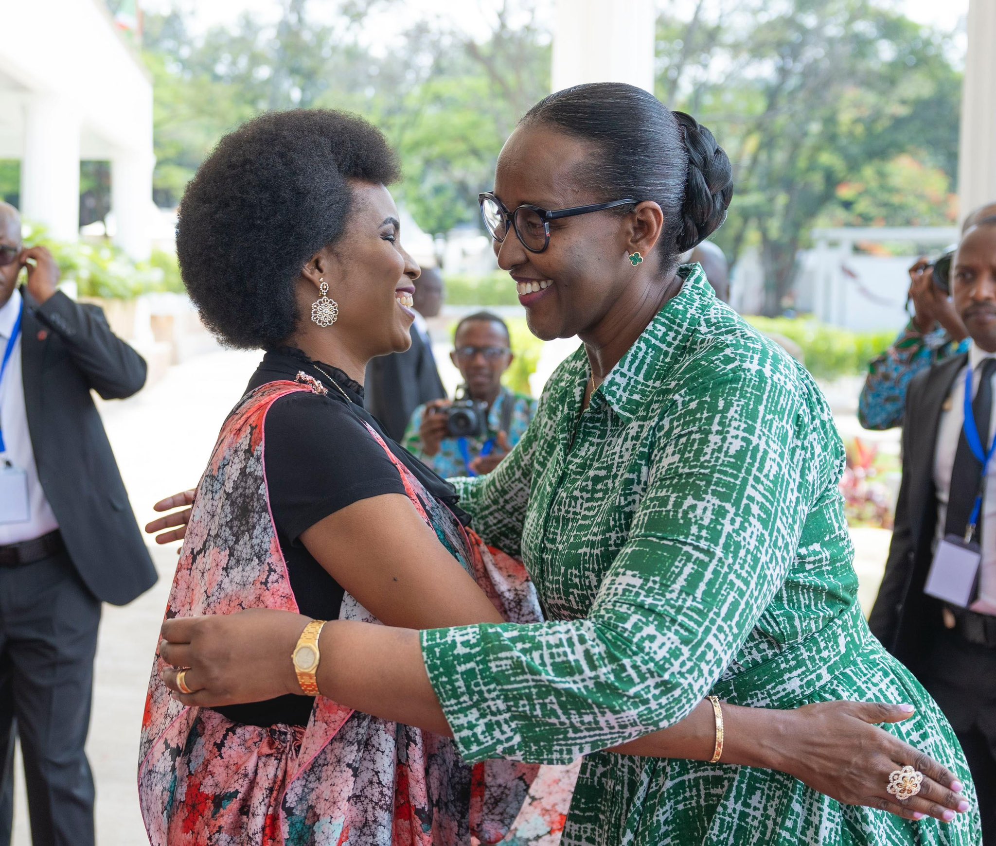 Jeannette Kagame yishimiye urugwiro yakiranywe na Angeline Ndayishimiye